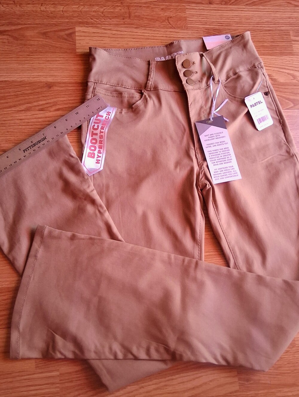 NWT Juniors, Ladies Soft Tan Jeans By PASTEL, Sz9/29, Inseam 31"  MSRP $39.99
